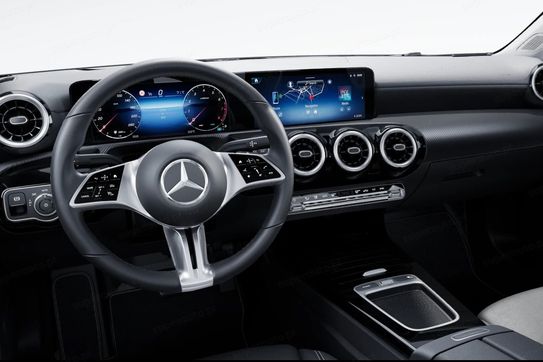 Mercedes CLA 200 mHEV 7G-DCT