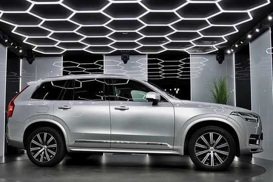 Volvo XC90 T8 AWD Plug-In Hybrid Inscription 7os aut