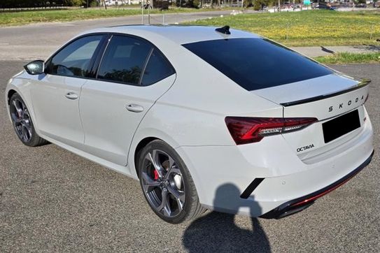 Skoda Octavia RS 2.0 TSI DSG