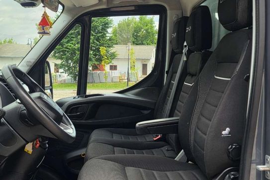 Iveco Daily 35S18 + WINDA