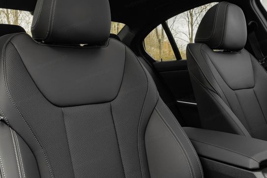 BMW Seria 3 330e M Sport