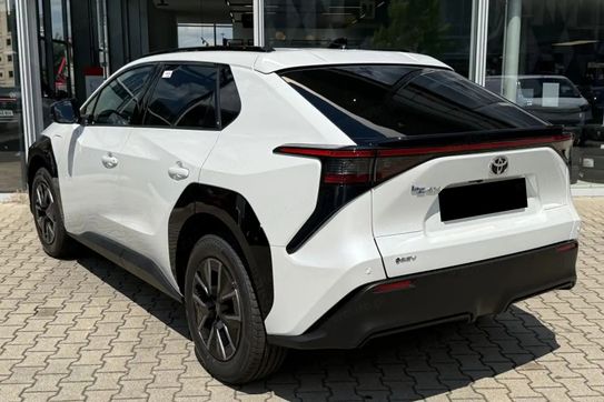 Toyota bZ4X Style EV