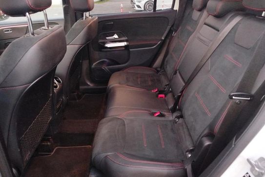 Mercedes GLB 200 mHEV 7G-DCT