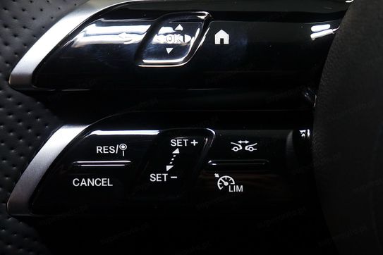 Mercedes Klasa E 220 d  4-Matic AMG
