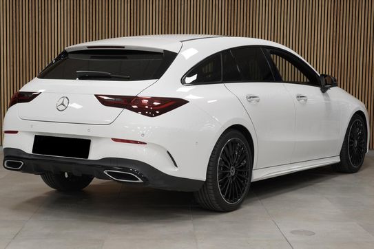 Mercedes CLA 200 d AMG Line Shooting Brake
