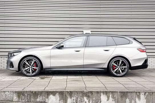 BMW Seria 5 Touring 520d xDrive M Sport
