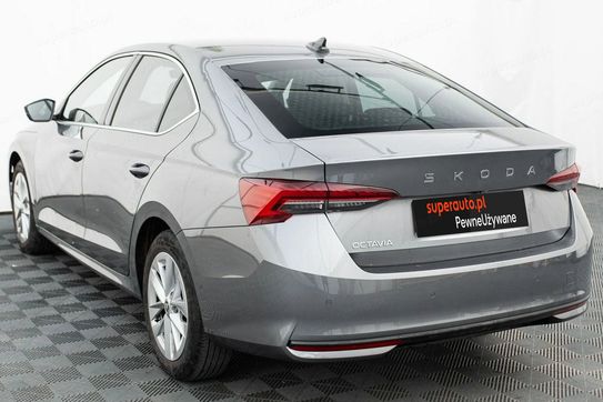 Skoda Octavia 1.5 TSI mHEV DSG Selection