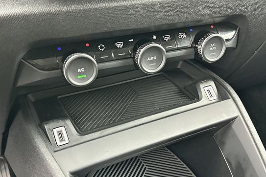 Citroen C4 Shine 1.5 BlueHDI EAT8