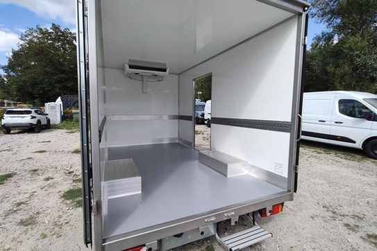 Renault Master L3 Extra Platforma Izotermiczna