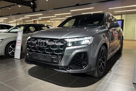 Audi Q7 55 TFSI e quattro S Line