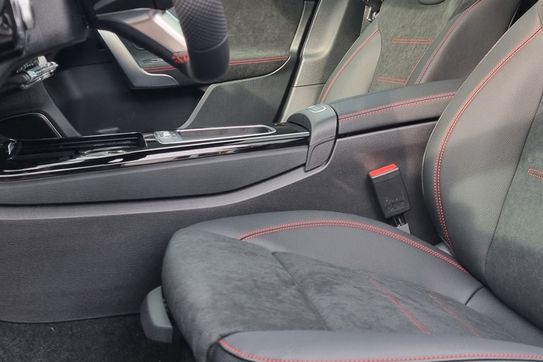 Mercedes Klasa A 200 AMG Line