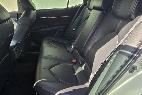 Toyota Camry 2.5 Hybrid Executive Cvt