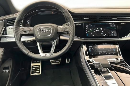 Audi Q8 TFSI e quattro