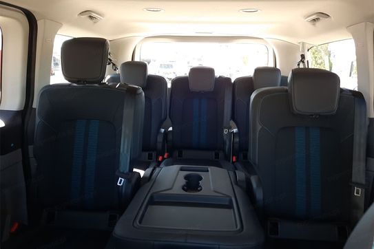 Ford Tourneo Custom 320 L1H1 Sport A8
