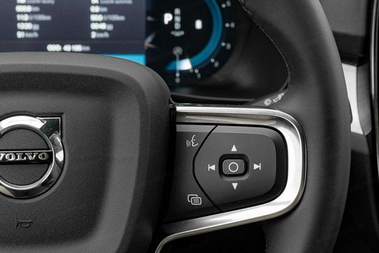 Volvo XC40 B3 Plus Dark