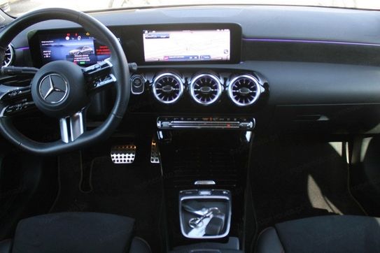 Mercedes Klasa A 250 e AMG Line