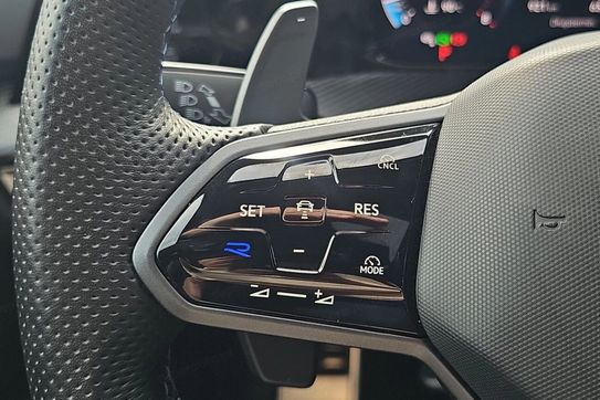 Volkswagen Golf Variant R  2.0 TSI 4MOTION DSG