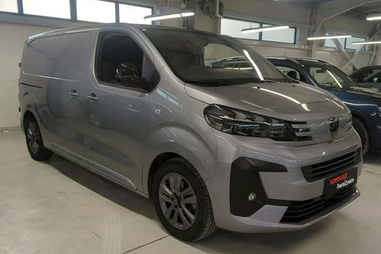 Peugeot Expert L1H1 EAT8