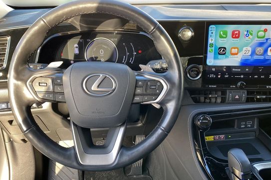 Lexus NX 350h Business AWD