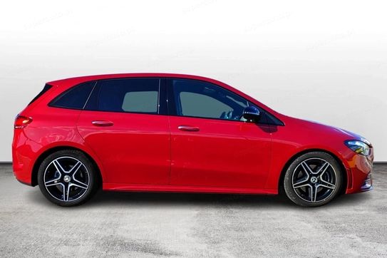Mercedes B Klasa 220 4MATIC AMG Line