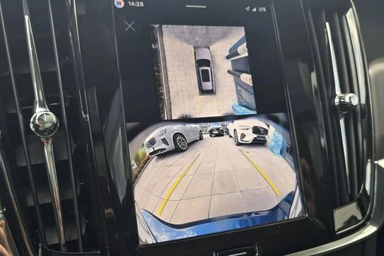Volvo V90 T6 AWD Plug-In Hybrid Plus Bright