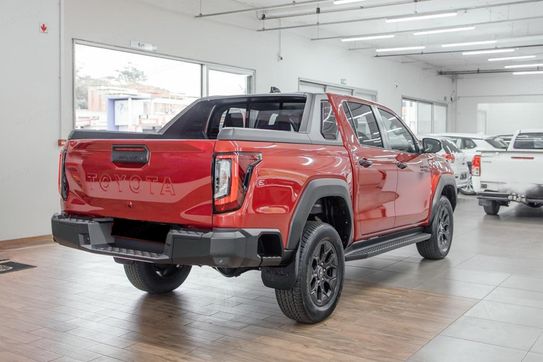 Toyota HiLux mHEV Double Cab Invincible 4x4 aut