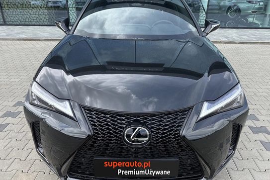 Lexus UX 300h F Sport Design