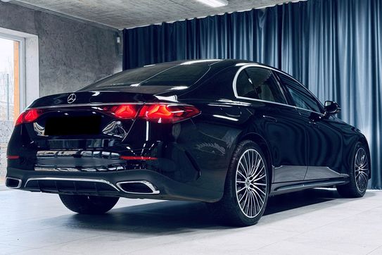 Mercedes E Klasa 220 d  4-Matic AMG