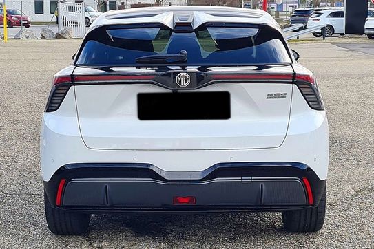 MG 4 64kWh XPower 4x4