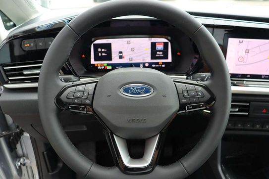 Ford Tourneo Connect PHEV Titanium A6