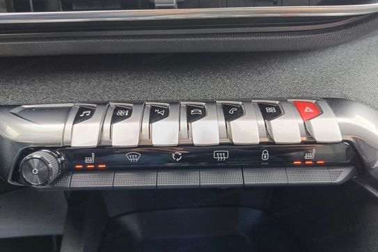 Peugeot 3008 1.5 BlueHDi Allure S&S EAT8