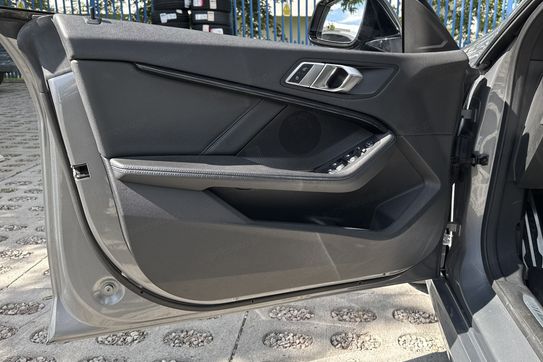 BMW Seria 2 216d M Sport