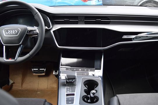 Audi A6 55 TFSI e quattro S Line