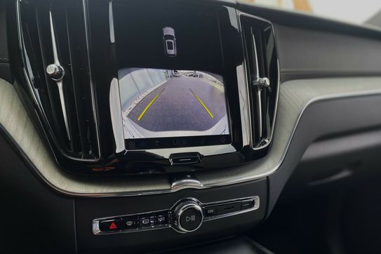 Volvo XC60 T8 Plug-In Hybrid AWD Ultra Dark aut