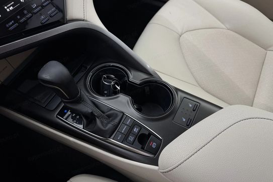Toyota Camry 2.5 Hybrid Comfort