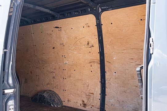 Iveco Daily 35S18 L4H2 Hi-Matic