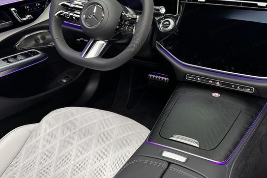 Mercedes E Klasa 220 d 4-Matic AMG