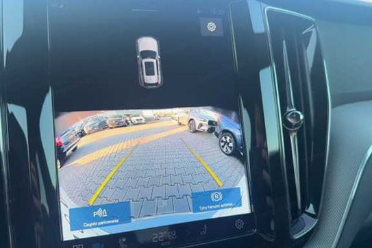 Volvo XC60 B5 B AWD Plus Dark aut