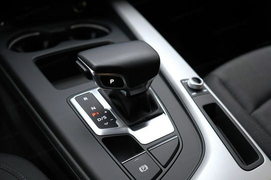 Audi A4 45 TFSI mHEV quattro S tronic