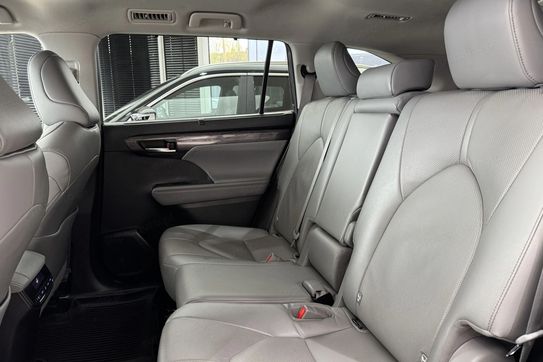 Toyota Highlander 2.5 Hybrid Prestige 4x4