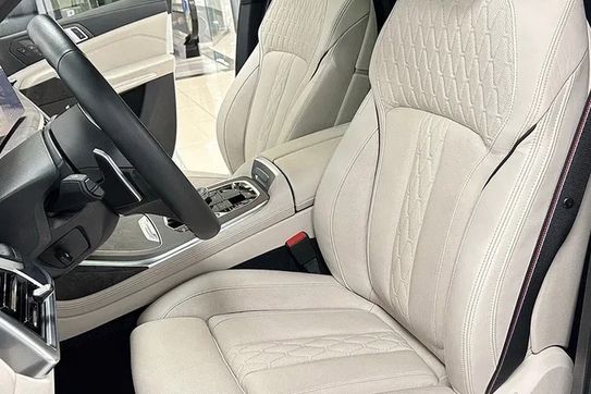 BMW X7 xDrive40i M Sport