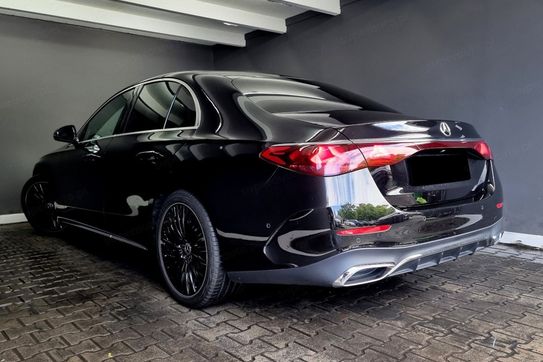 Mercedes Klasa E 200 AMG