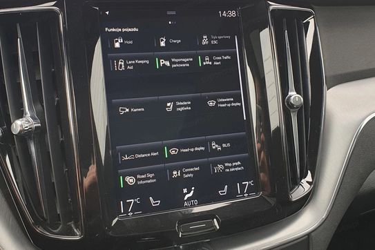 Volvo XC60 T8 AWD Plug-In Hybrid Momentum Pro aut