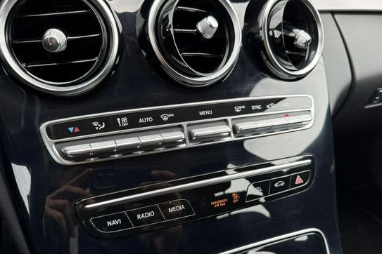 Mercedes Klasa C 220 d 9G-Tronic