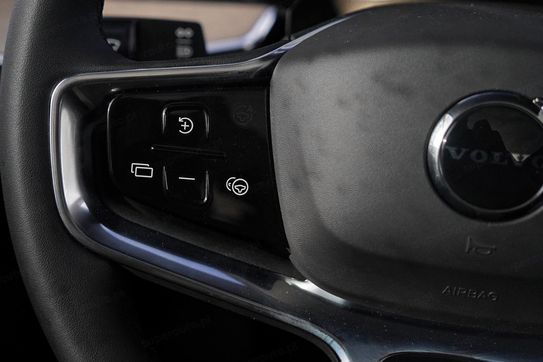 Volvo EX90 Twin Performance AWD Ultra 7 os