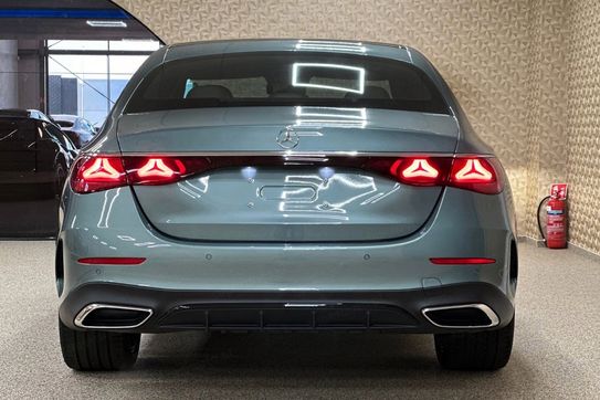 Mercedes E Klasa 300 de 4-Matic AMG