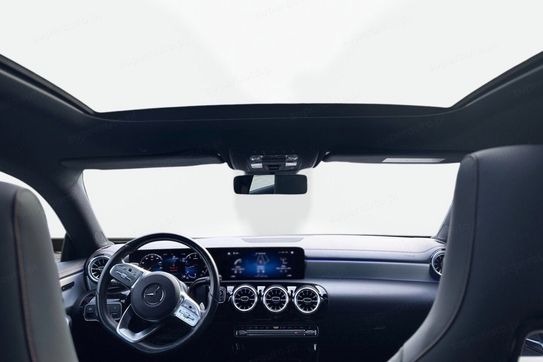 Mercedes CLA Shooting Brake 200 AMG Line