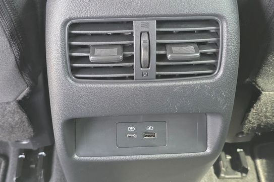Nissan Qashqai 1.3 Dig-t Mhev n-Connecta Xtronic