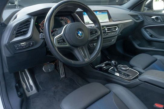 BMW Seria 2 218i Gran Coupé