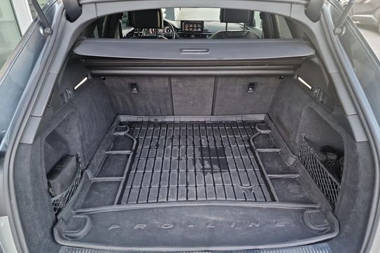 Audi A4 Avant 40 TFSI S Line